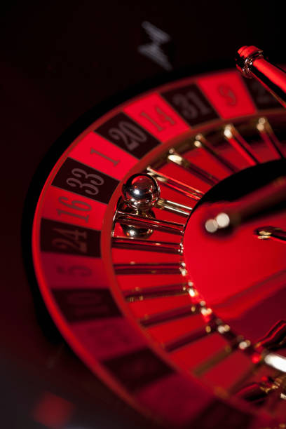 erek 78 platform showing trending games across live-dealer, slots, and esports categories